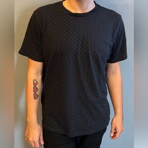 Old Navy Black Short Sleeve Tee